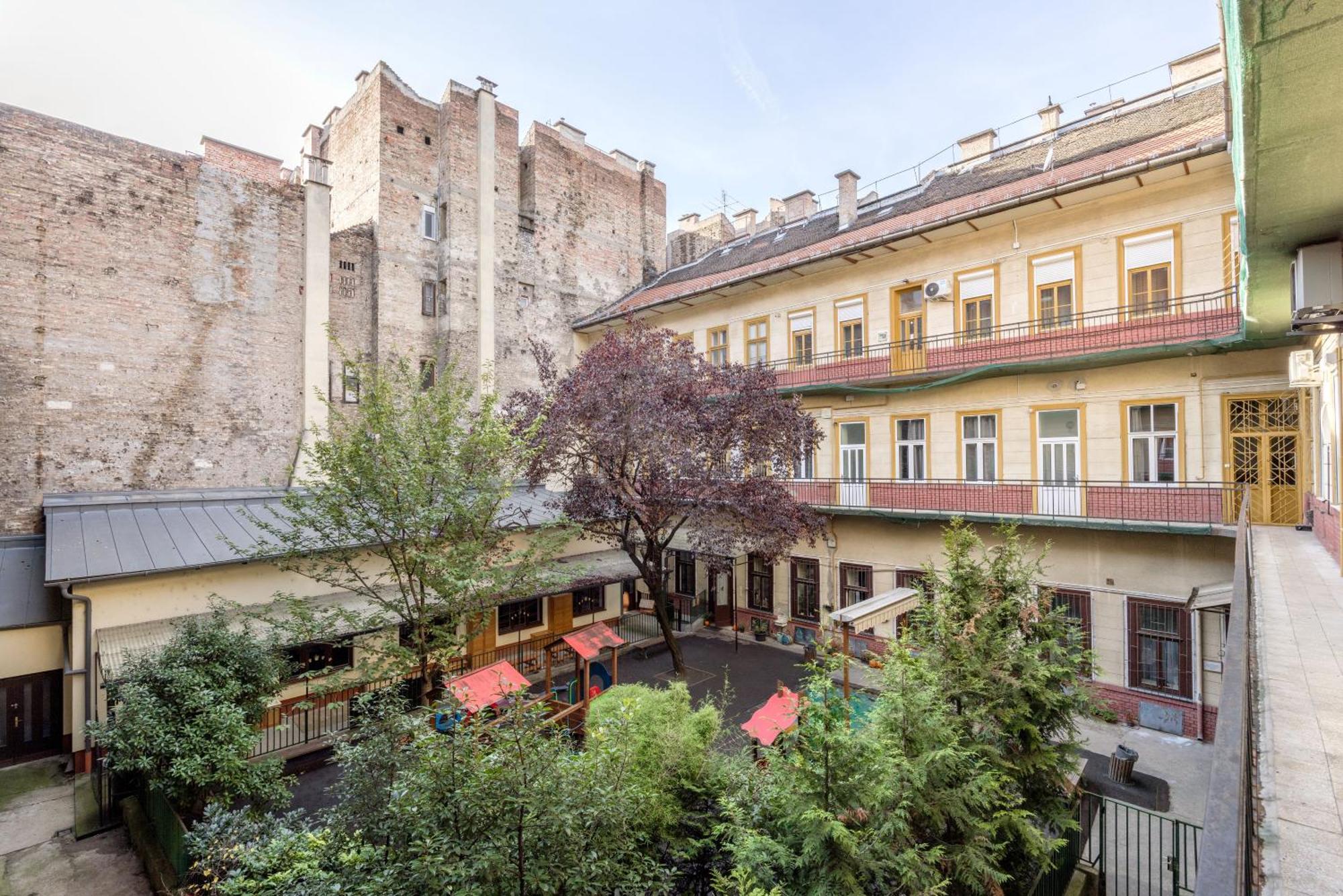 Just Chillin Apt-Budapest Most Historic Landmarks Exterior foto
